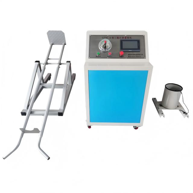 Machine de remplissage d'extincteur de CO2